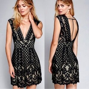Free People One Million Lovers Black‎ Lace A-Line Dress Size 0 Tan Lining NWT